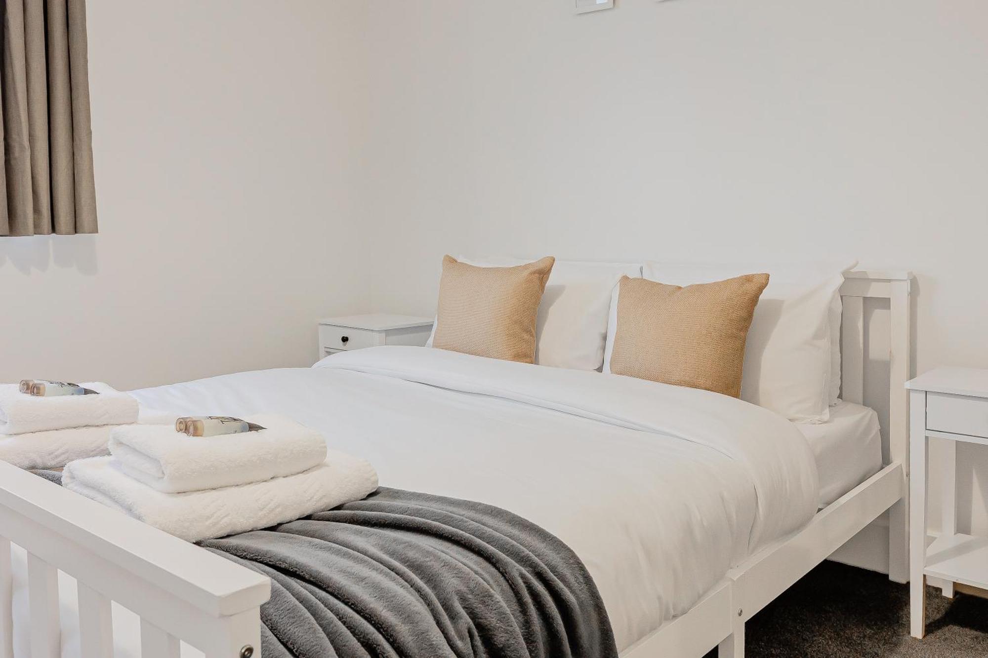 New Listing! Spacious 2br, North 2min To St Appartement *